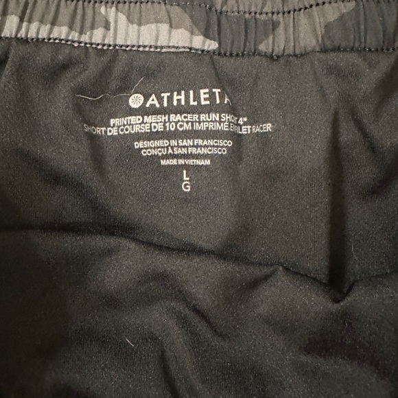 Athleta - Black Camo Shorts - Picture 6 of 7